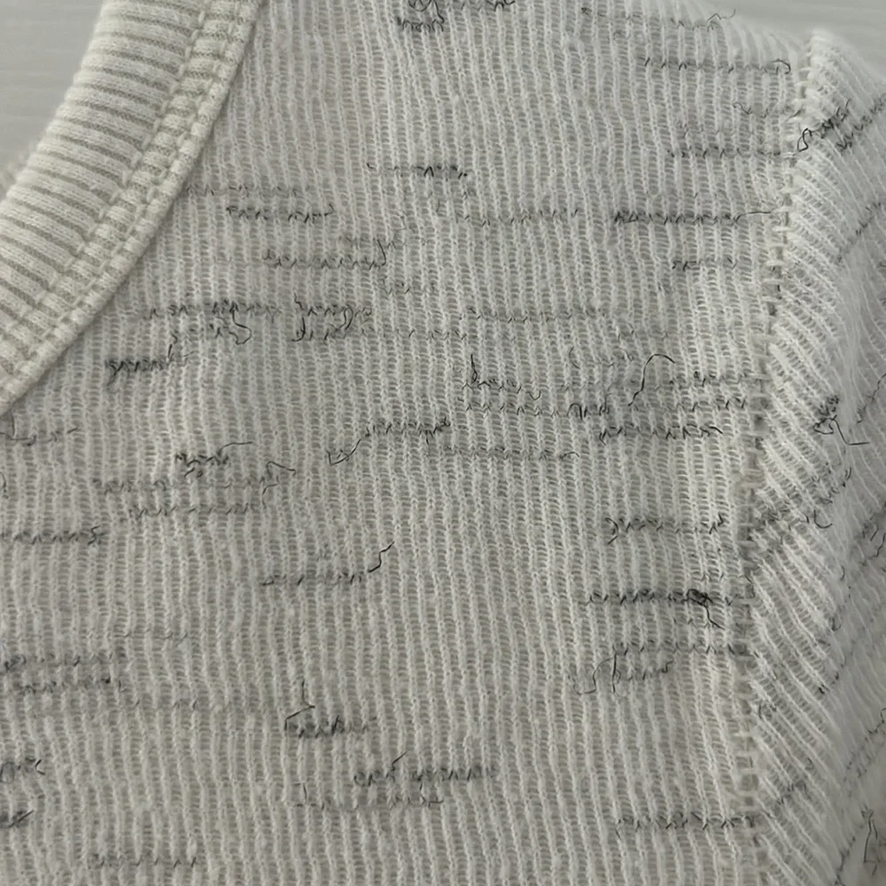 Genuine Kids Oshkosh Top - Picture 5 of 7